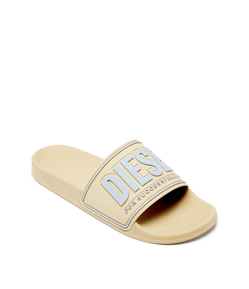 Sa-Mayemi-Rubber slides with embossed logo (5)