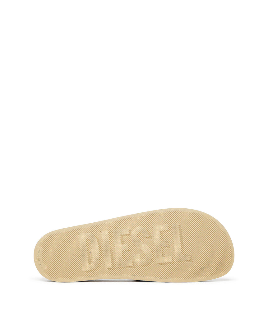 Sa-Mayemi-Rubber slides with embossed logo (3)