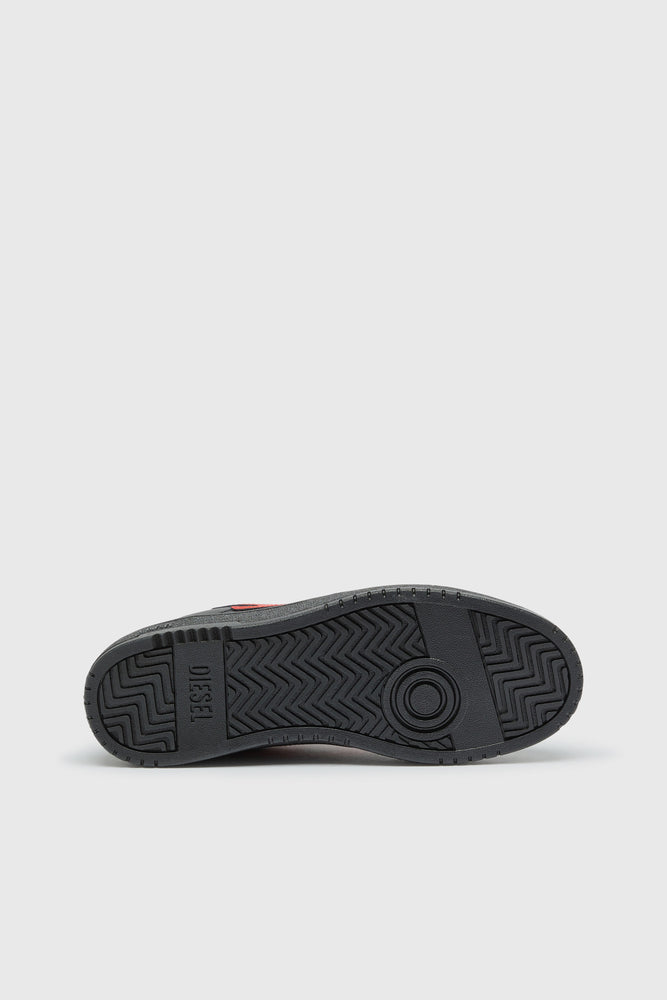 S-Ukiyo Low-Low-top sneakers in leather and nylon (3)