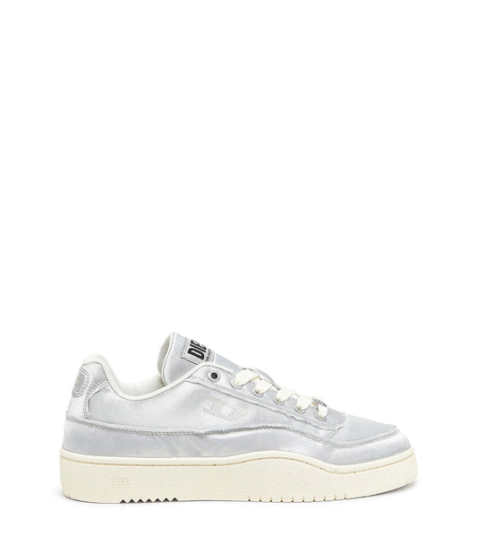 S-Tracker-D - Sneakers in satin with raw edges