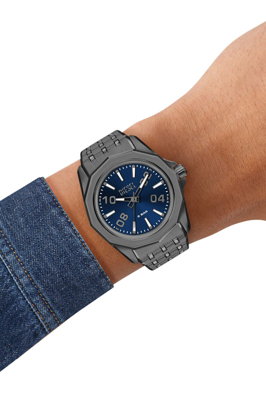 Stinger gunmetal stainless steel watch (6)