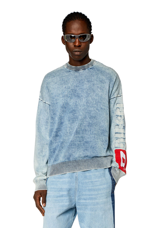 Jumper in indigo cotton