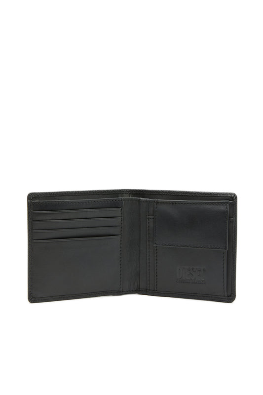 Bi-fold wallet in grainy leather (2)