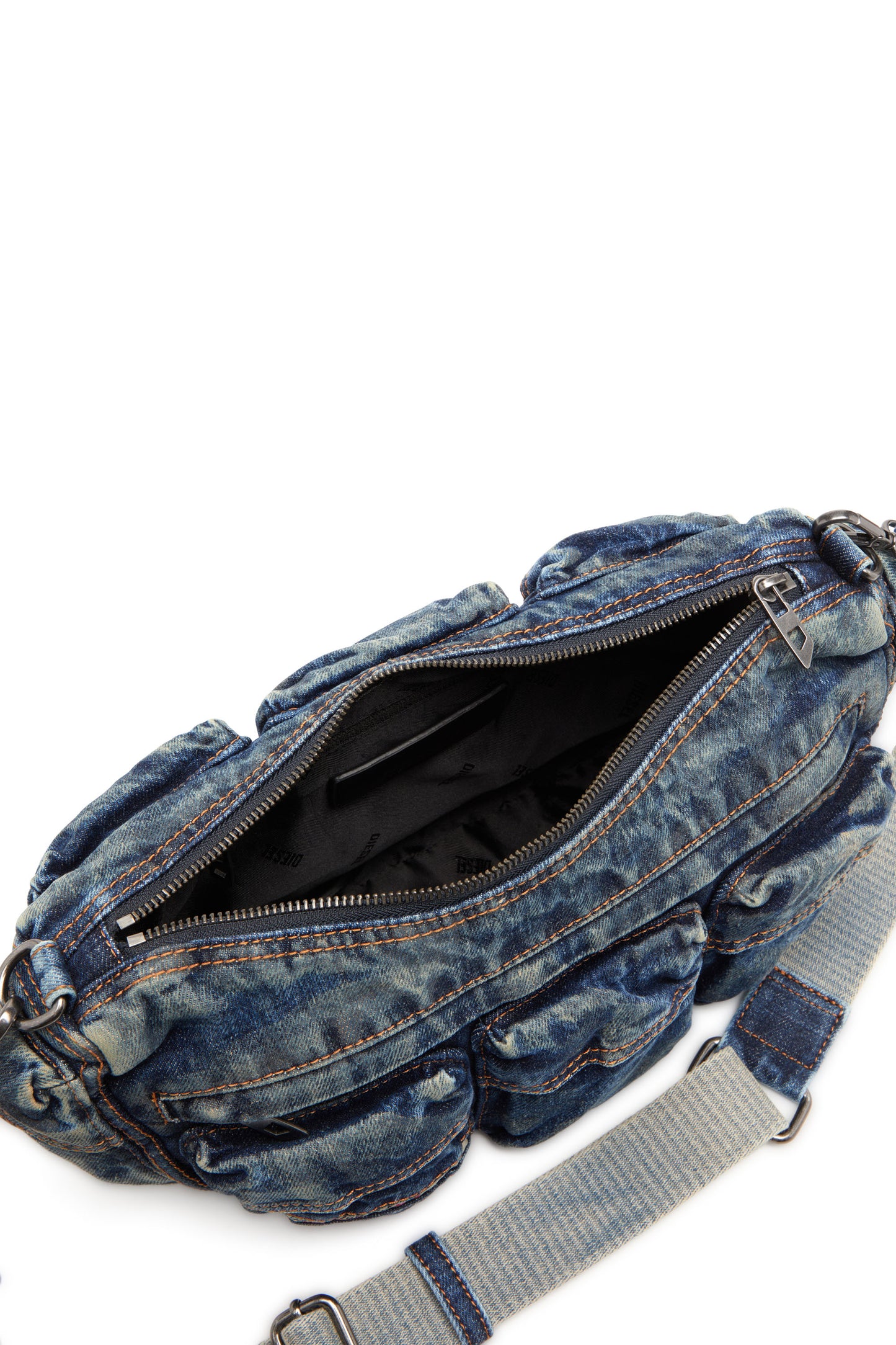 Travel 3000-Multipocket bag in treated denim (3)